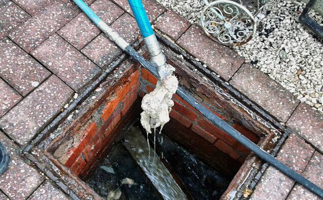 https://guildfordplumber.com.au/uploads/2025/06/blocked-drains-598620.jpg